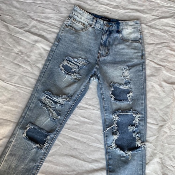 Distressed jeans - Picture 4 of 4